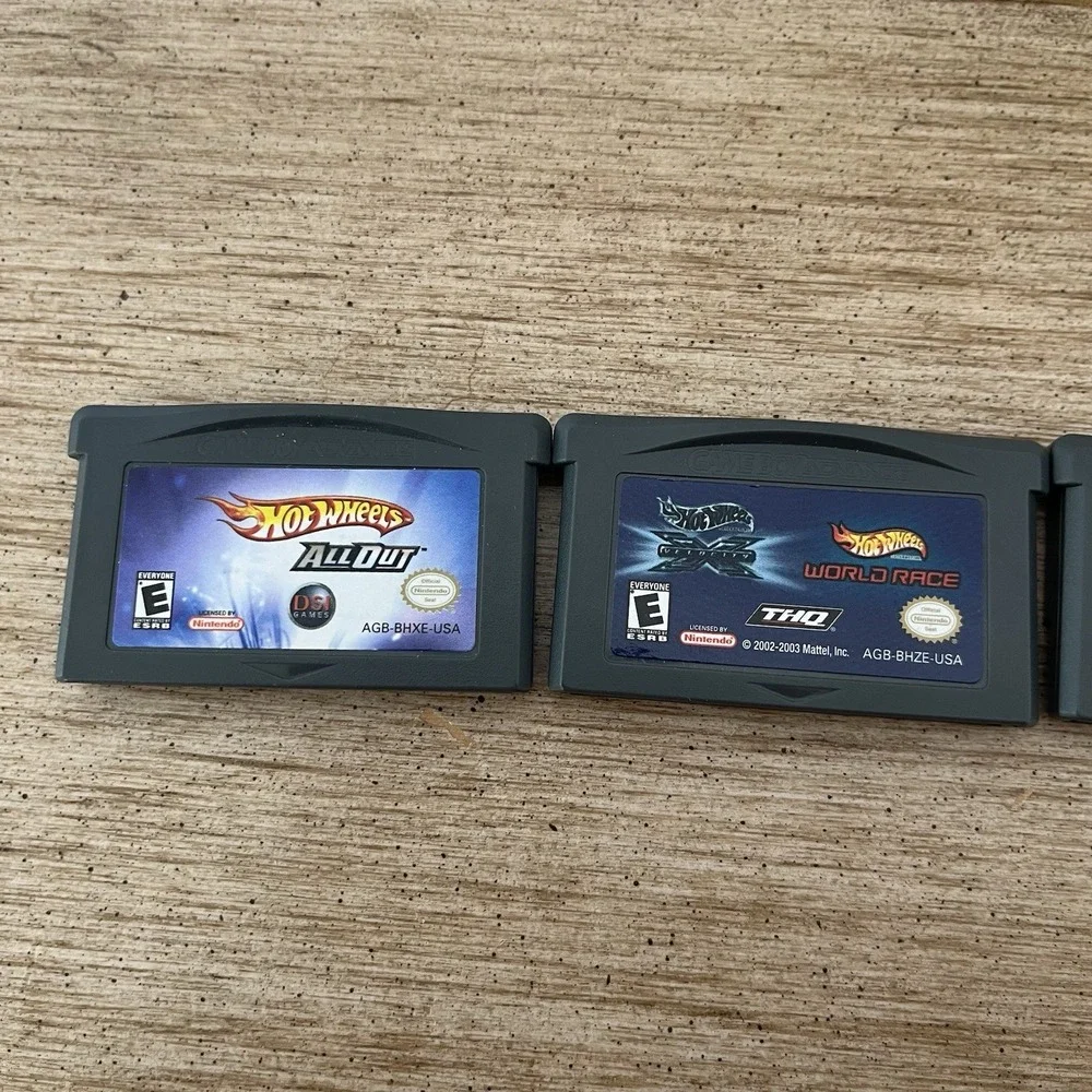 Hot Wheels: Velocity X World Race (Nintendo Game Boy Advance,‎ 2002) Bundle Deal